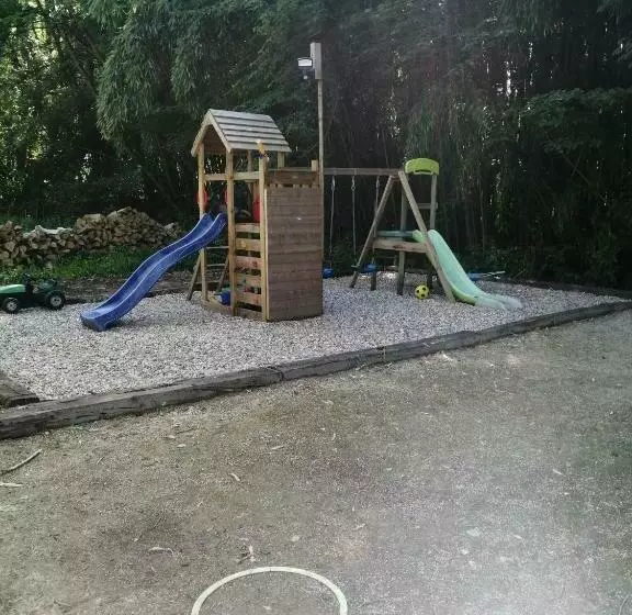 テラス付きスタンダードルーム, Le Moulin Du Porteil