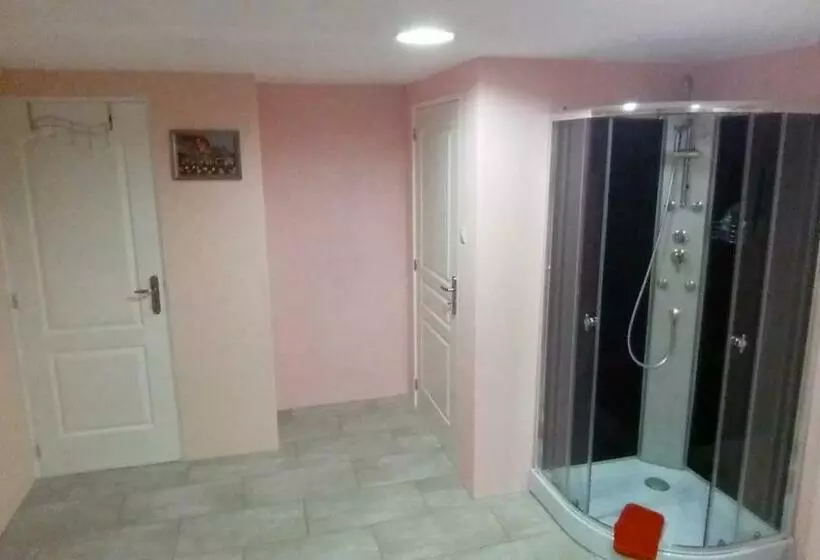 スタンダードシングルルーム, Quillan La Vue   Chambres D Hôtes