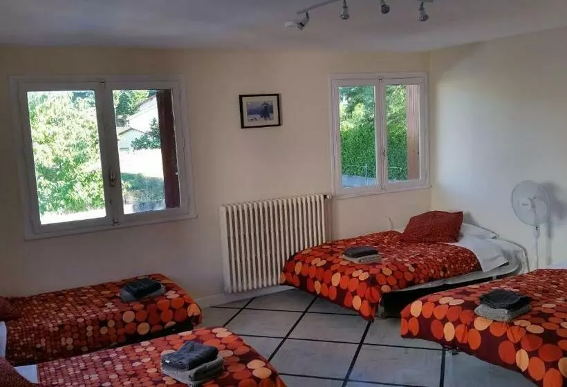 スタンダード４人部屋, Quillan La Vue   Chambres D Hôtes