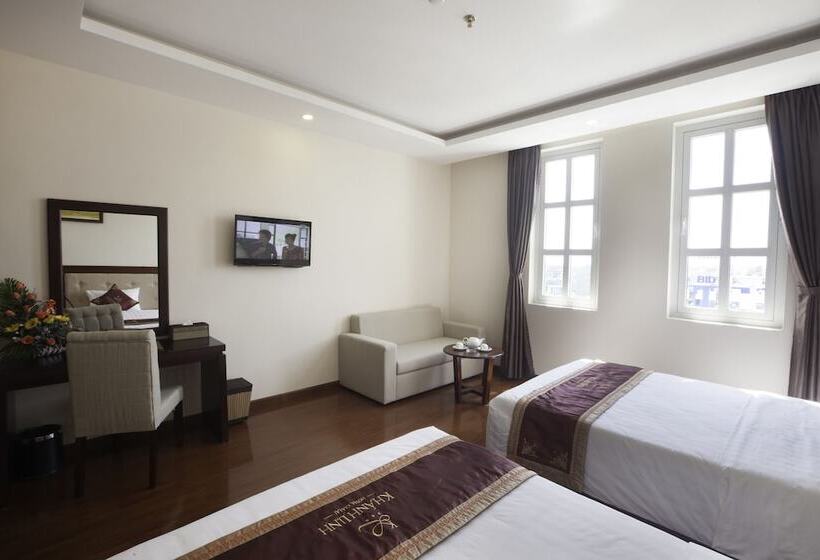 اتاق لوکس, Khanh Linh