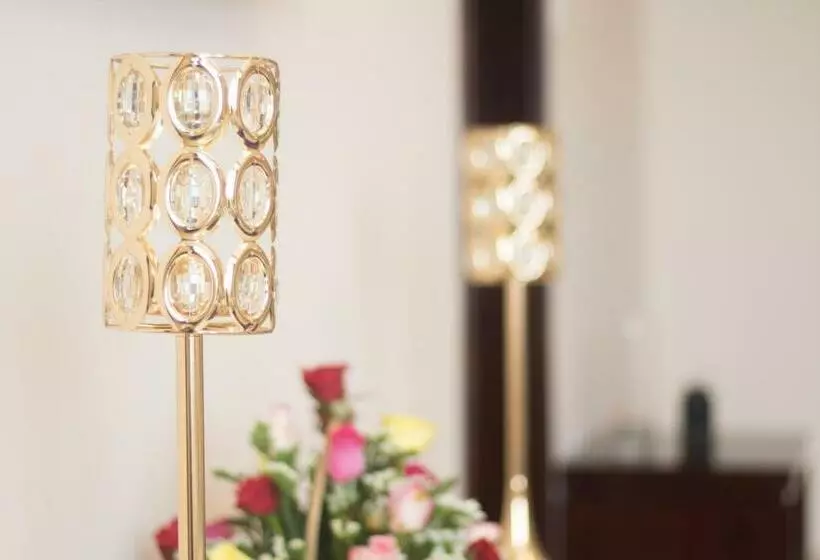اتاق سوپریور یک تخته, Khanh Linh