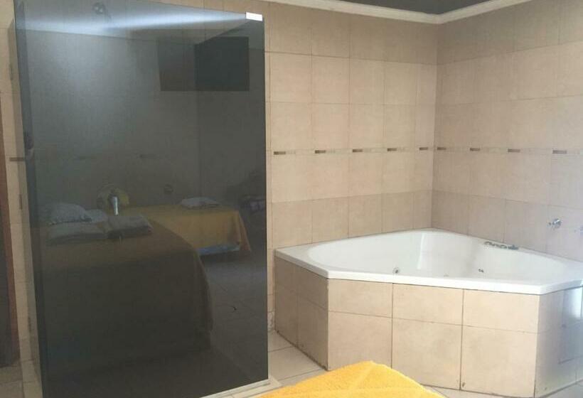 豪华房间, Suipacha