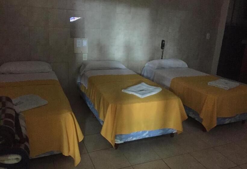 标准三人间, Suipacha