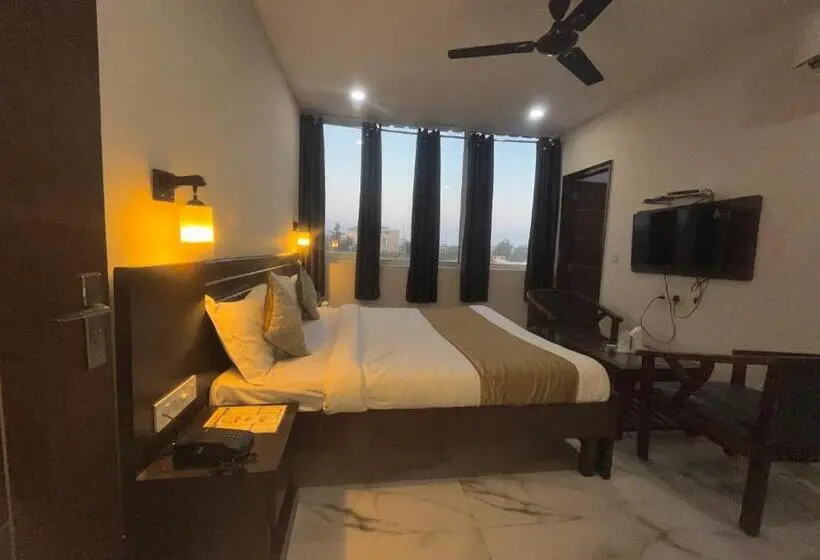 Deluxe Zimmer Kingsize Bett, Casa