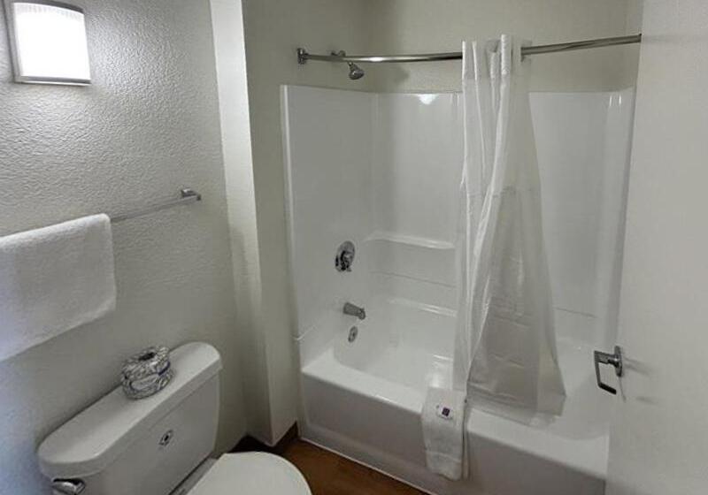 Номер Deluxe, Studio 6 Suites   Riverside, Ca South