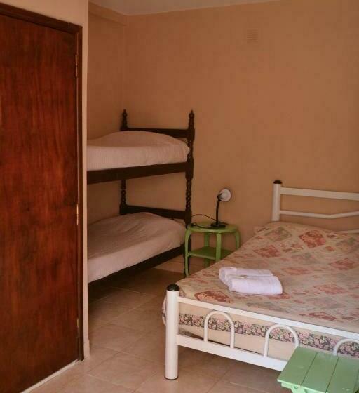 标准三人间, La Morada Hostal