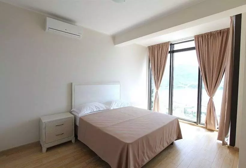 آپارتمان کلاسیک 1 خوابه, Apartments Aqua