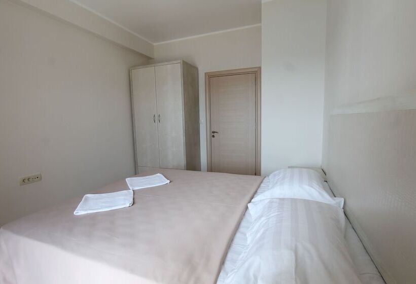 آپارتمان کلاسیک 1 خوابه, Apartments Aqua