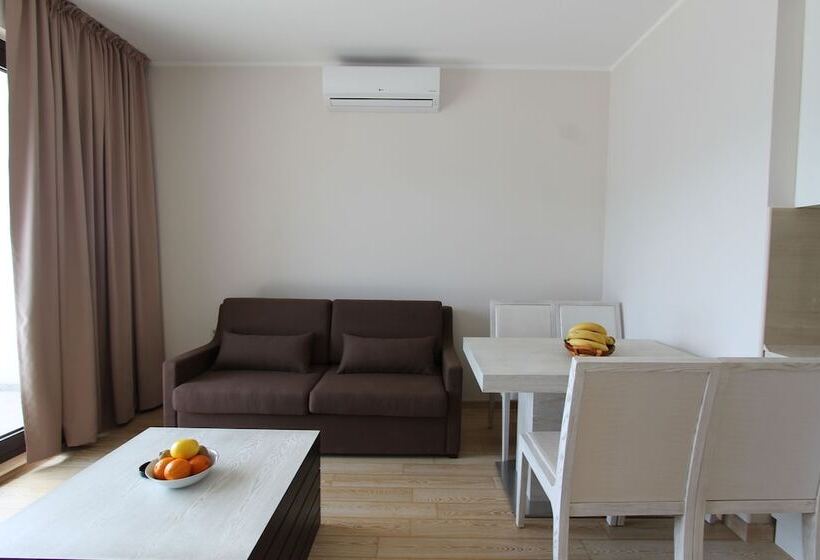 آپارتمان کلاسیک 1 خوابه, Apartments Aqua