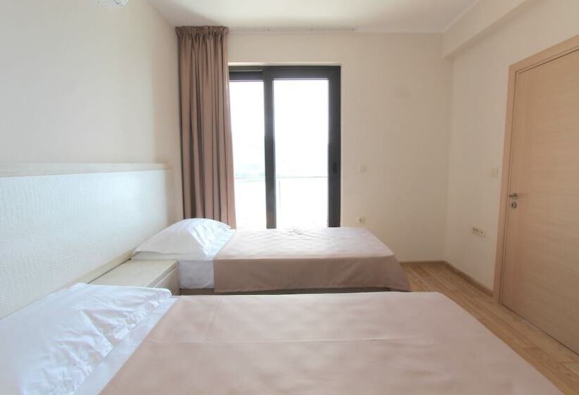 2-Bedroom Classic Apartment, Apartments Aqua