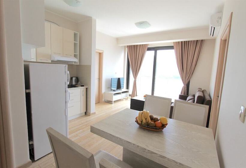 1-Bedroom Classic Apartment, Apartments Aqua