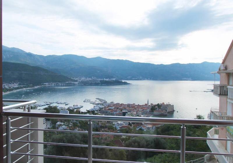 آپارتمان 1 خوابه با بالکن و چشمانداز دریا, Apartments Aqua