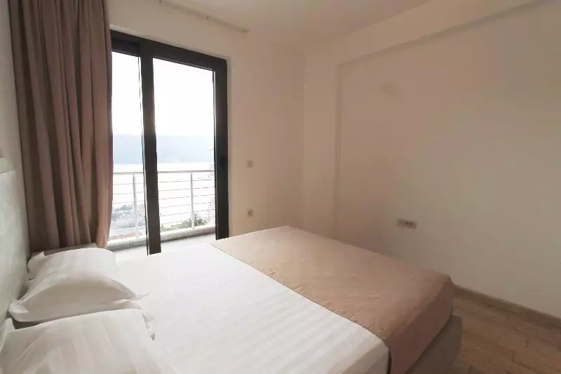 آپارتمان 1 خوابه با بالکن و چشم‌انداز دریا, Apartments Aqua