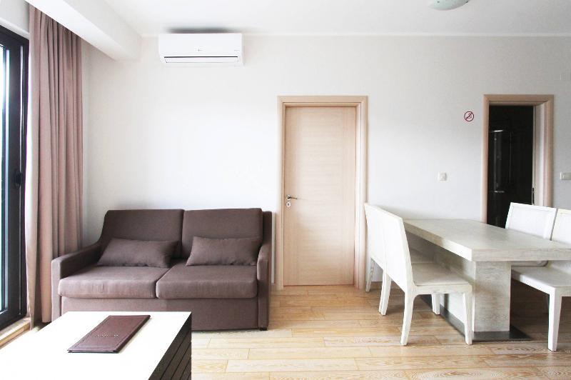 آپارتمان 2 خوابه با چشمانداز دریا, Apartments Aqua