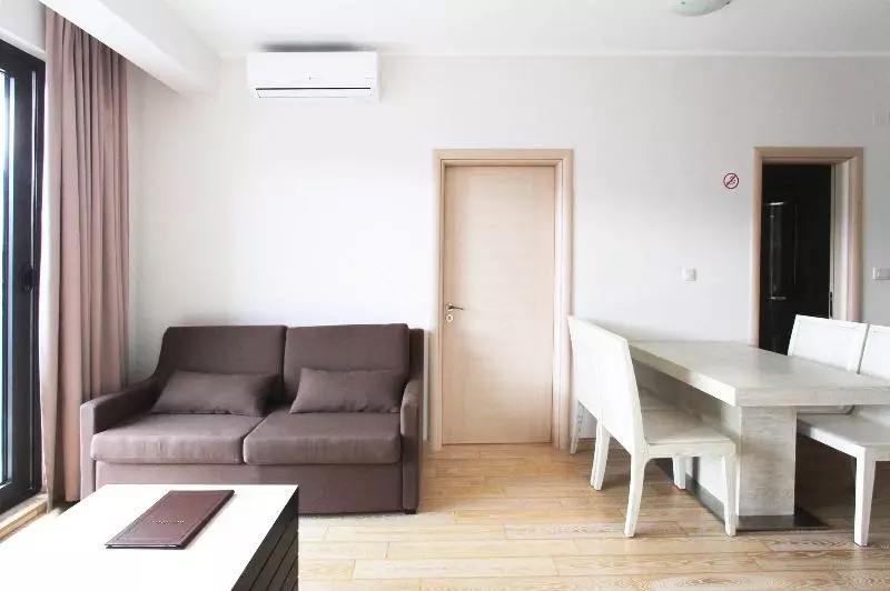 آپارتمان 2 خوابه با چشم‌انداز دریا, Apartments Aqua