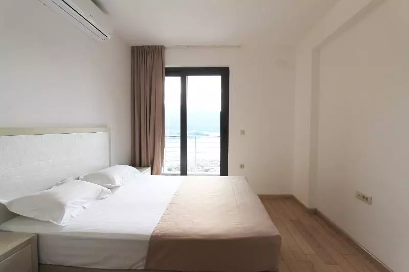 آپارتمان 1 خوابه با بالکن و چشم‌انداز دریا, Apartments Aqua