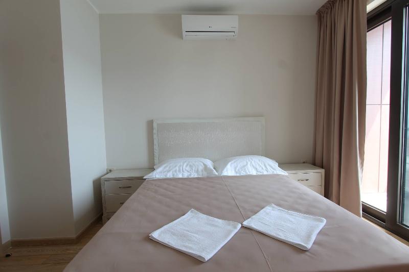 آپارتمان 1 خوابه با بالکن و چشمانداز دریا, Apartments Aqua