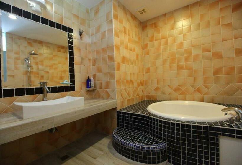 اتاق لوکس, 墾丁茉莉民宿