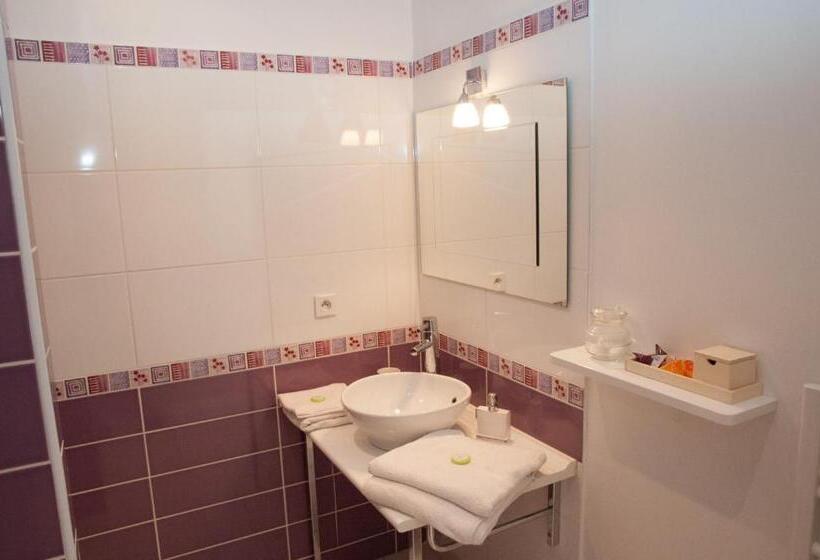 컴포트 룸, Le Mas Pinede