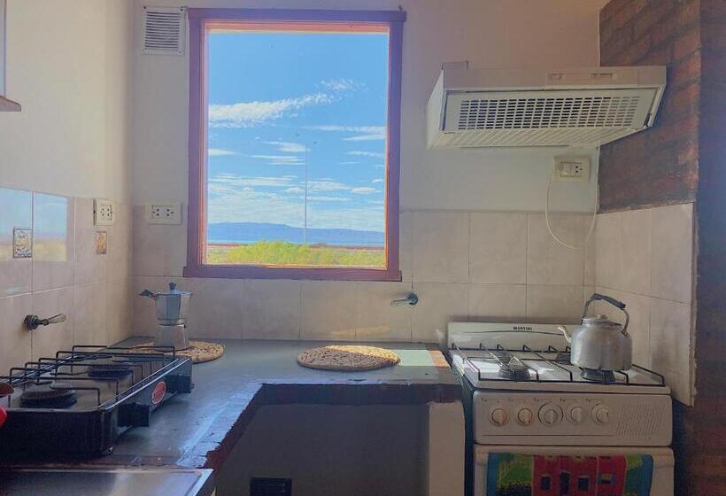 ルームシェアのワンベッド, Hostel Aves Del Lago