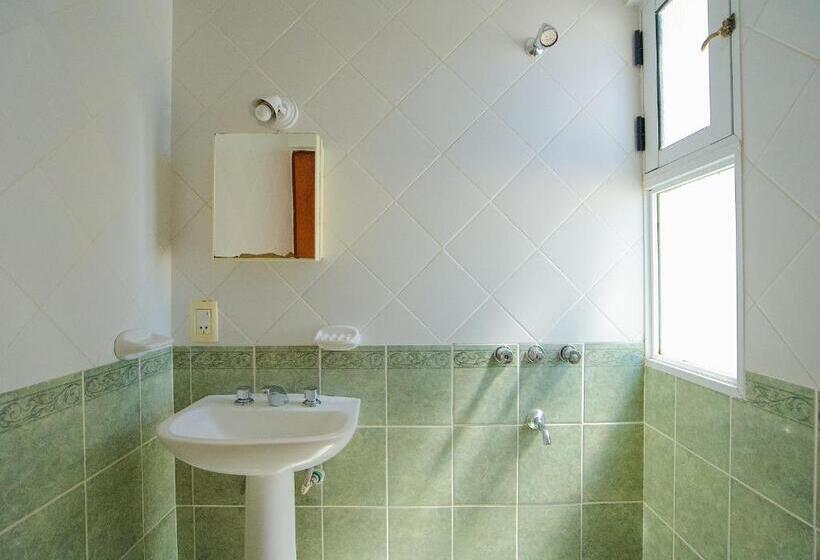 1 Bedroom Apartment Lake View, Hostel Aves Del Lago