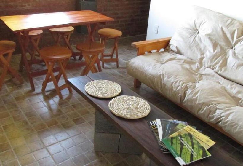 庭の見える1ベッドルームアパートメント, Hostel Aves Del Lago