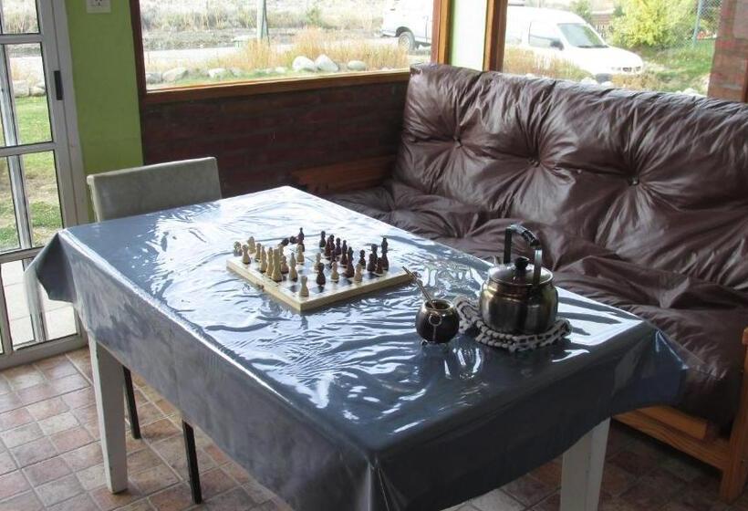 ルームシェアのワンベッド, Hostel Aves Del Lago