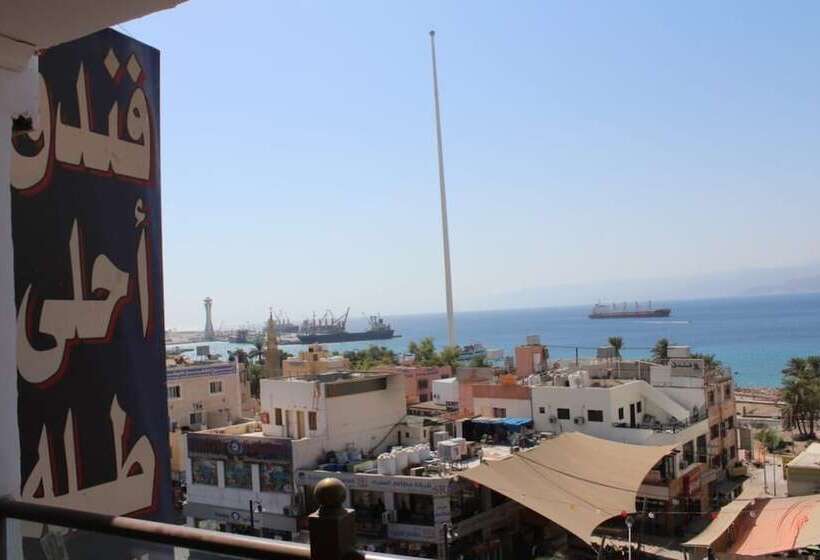 اتاق سه نفره دلوکس با چشم‌انداز دریا, Ahla Tlah Seaview
