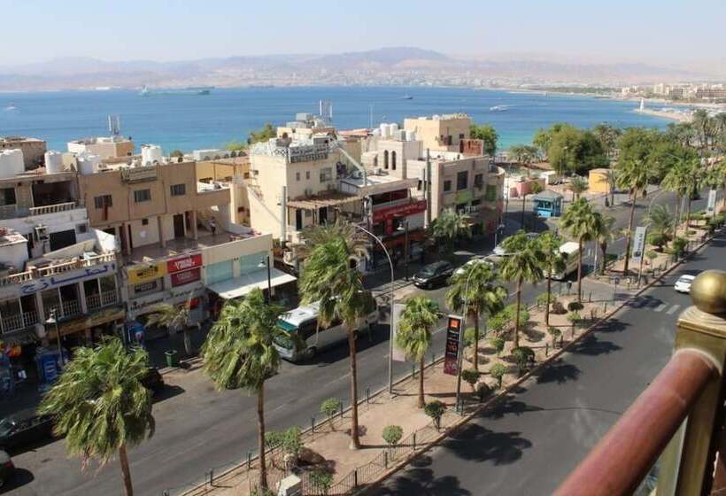 اتاق لوکس چهار تخته, Ahla Tlah Seaview