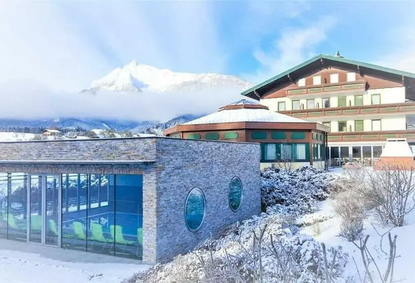 バルコニー付きスタンダードルーム, Berghof Mitterberg