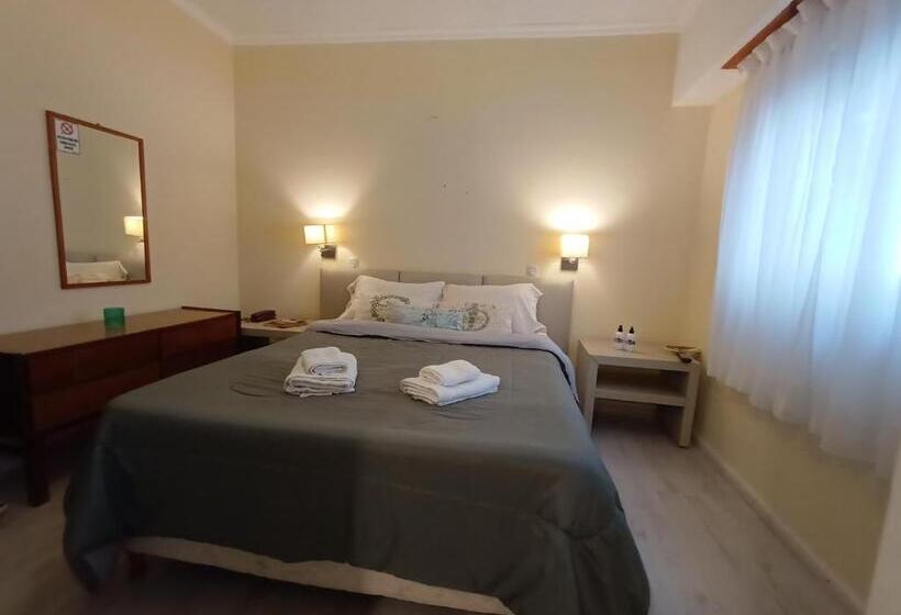 غرفة قياسية, Edith