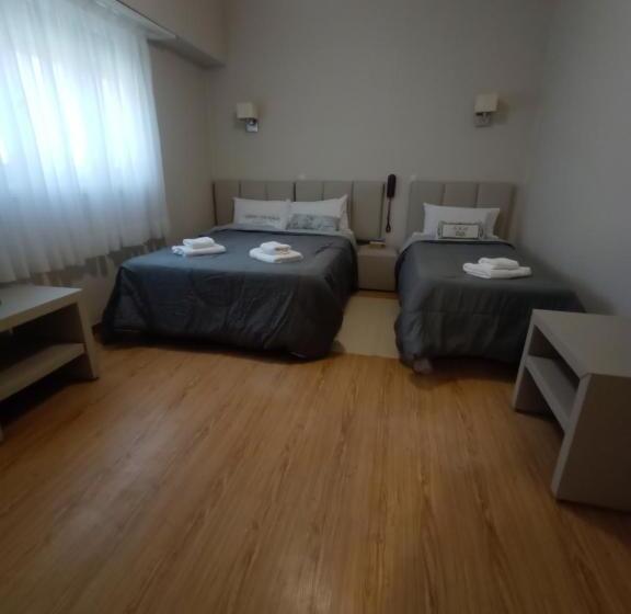 غرفة قياسية ثلاثية, Edith