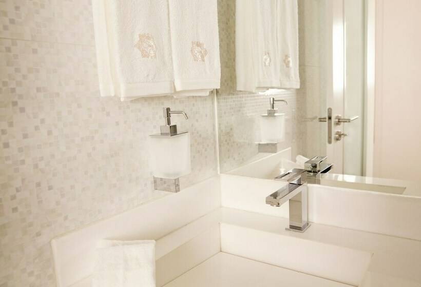 اتاق استاندارد, Faias Residence