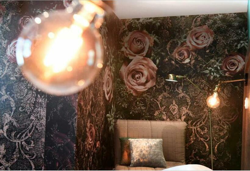 Полулюкс, La Margelle