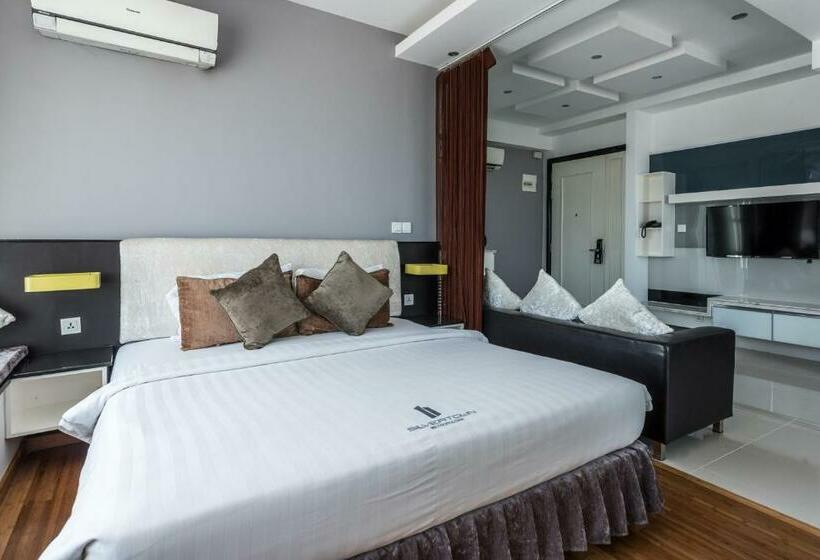 סטודיו דלוקס, Naki Suites @ Silvertown