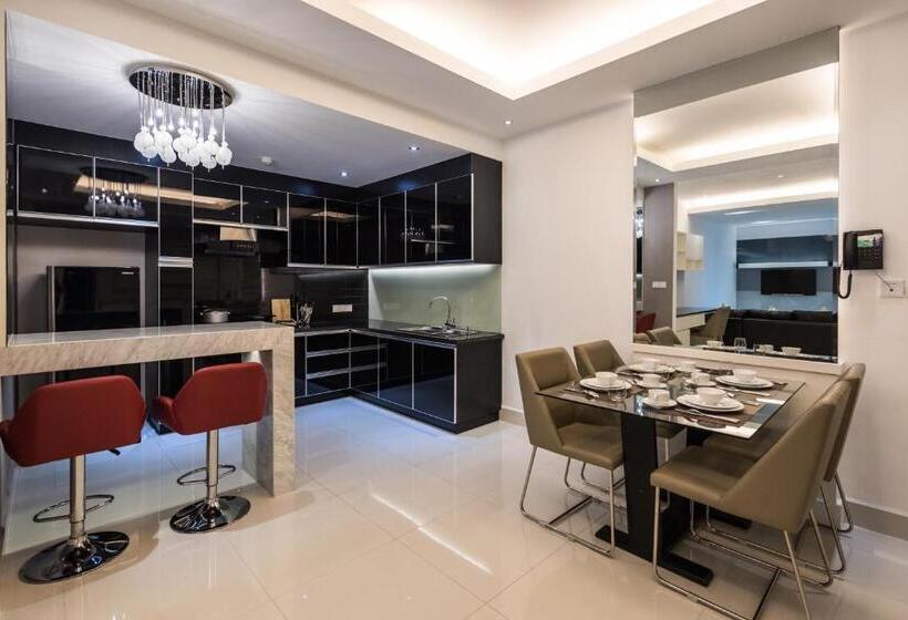 סוויטת 2 חדרי שינה, Naki Suites @ Silvertown