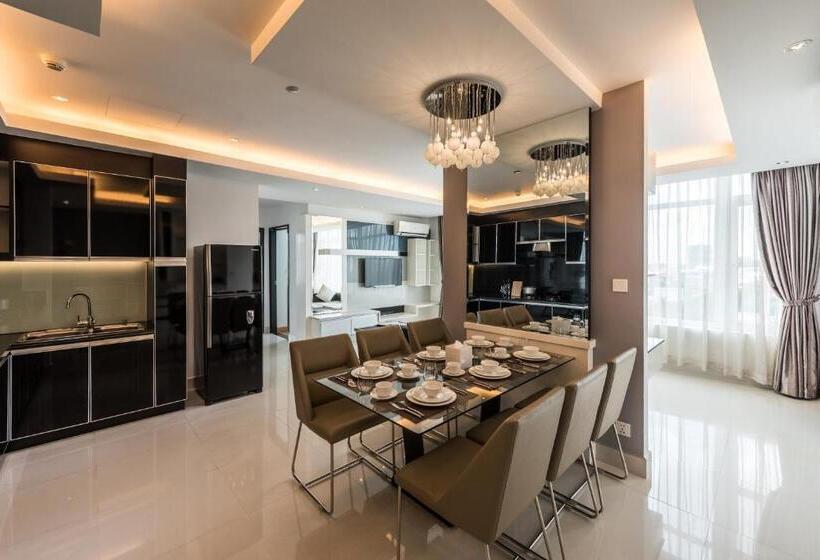 דירת שלושה חדרים, Naki Suites @ Silvertown