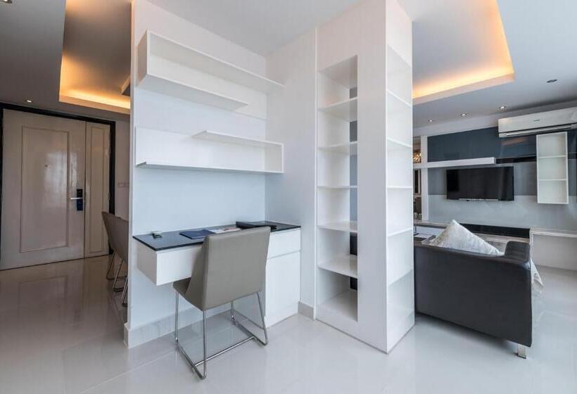 דירת שלושה חדרים, Naki Suites @ Silvertown