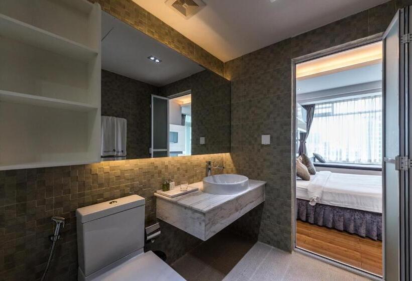 דירת שלושה חדרים, Naki Suites @ Silvertown