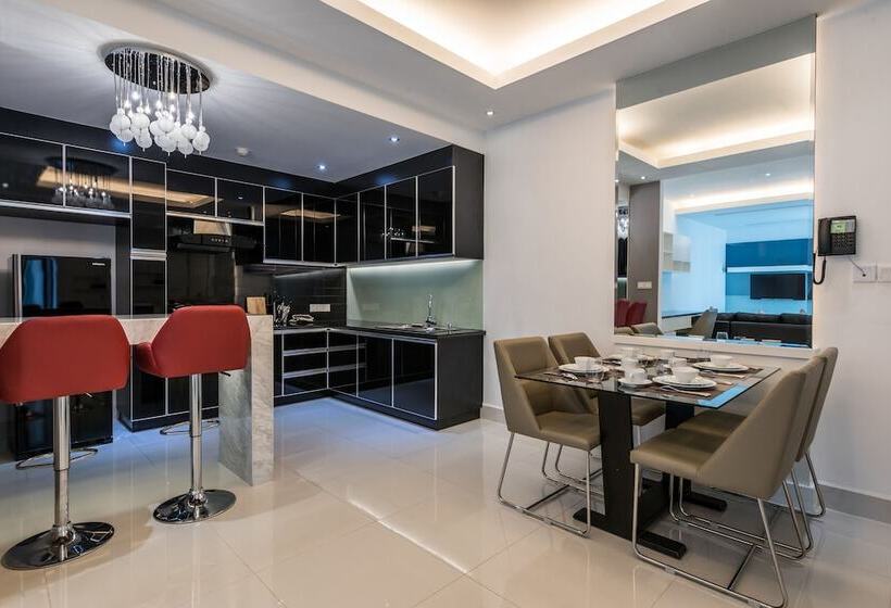 סוויטת 2 חדרי שינה, Naki Suites @ Silvertown