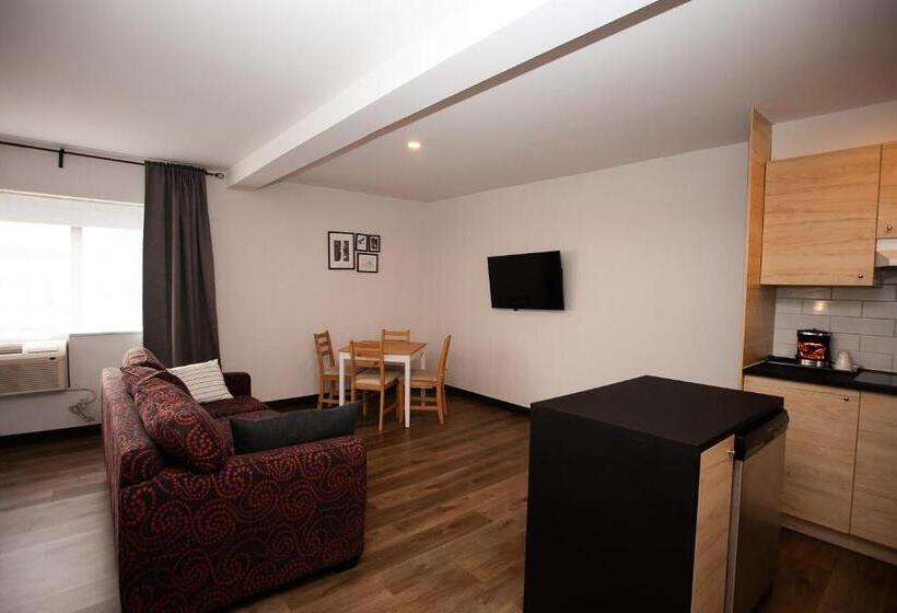 ファミリールーム, Newstar Montreal