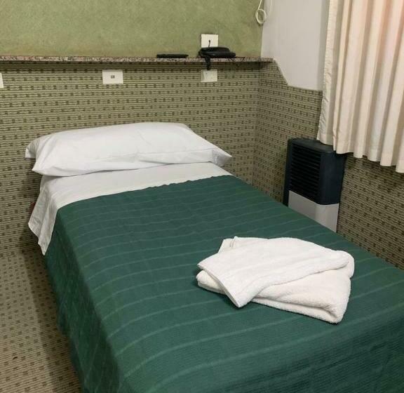 스탠다드 싱글 룸, Patri