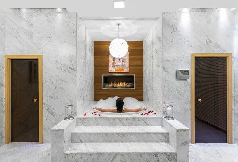 سوئیت رویال, Qafqaz Tufandag Mountain Resort