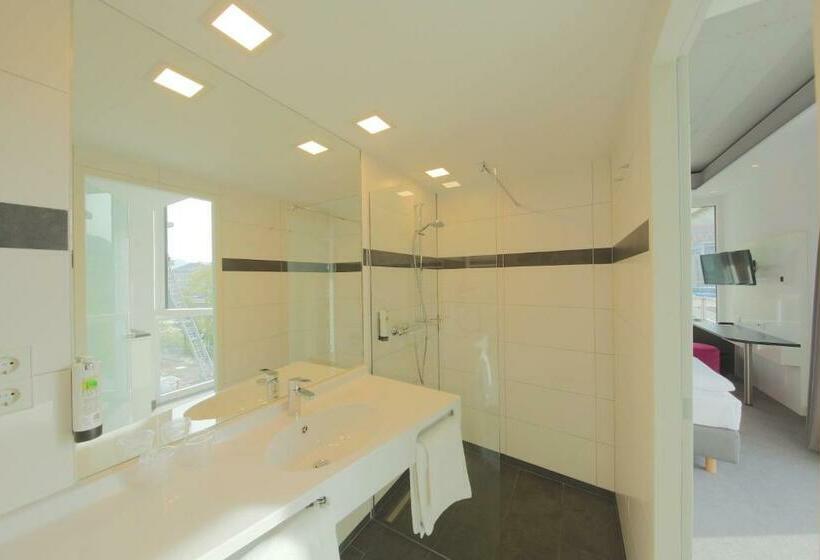 Номер Deluxe, Qubixx Stadtmitte