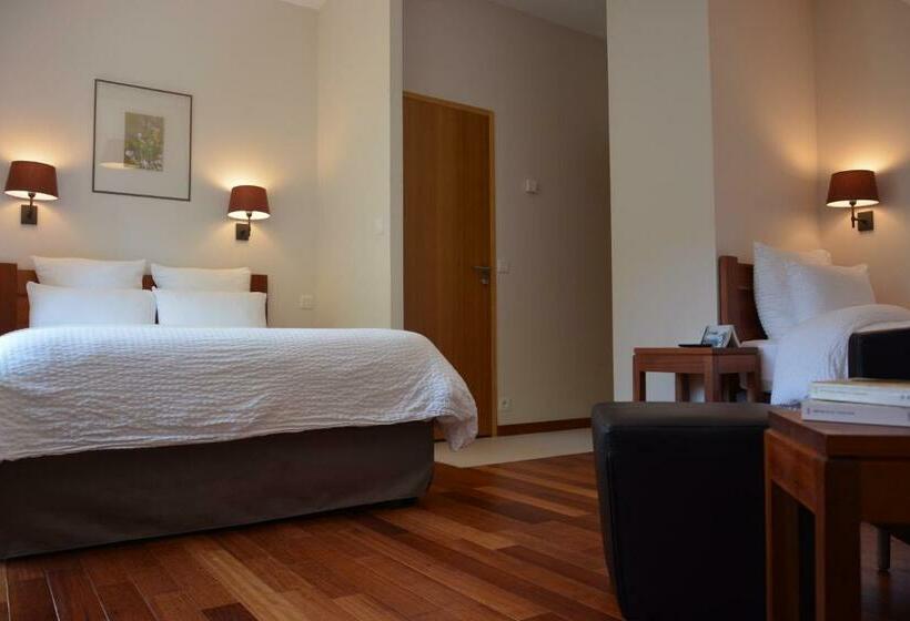 침실 2개 스위트, Val Lachard