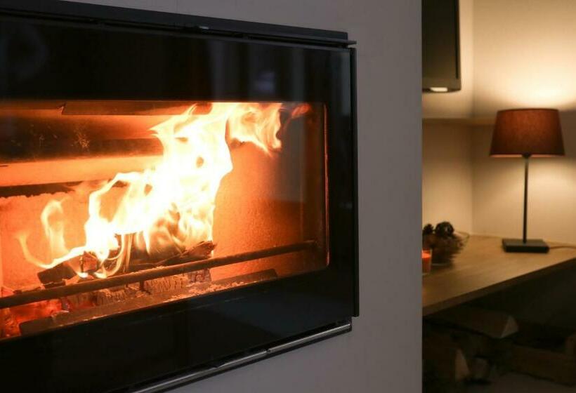 테라스 스위트, Val Lachard