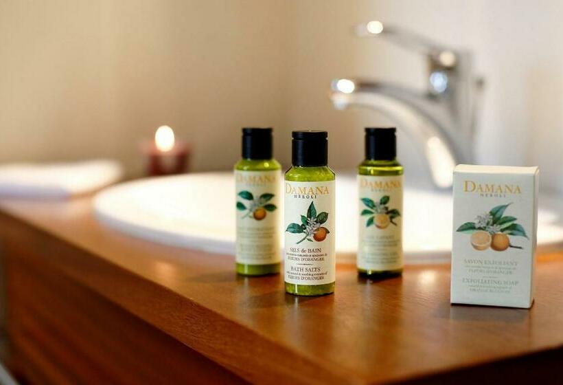 스탠다드 룸, Val Lachard