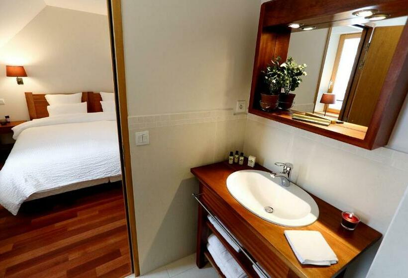 스탠다드 룸, Val Lachard