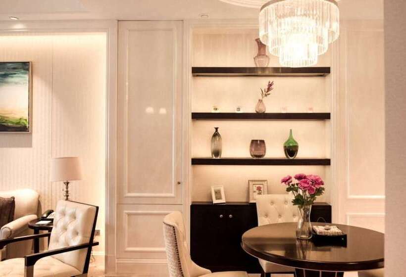 家庭间, Wyndham Grand Xian Residence