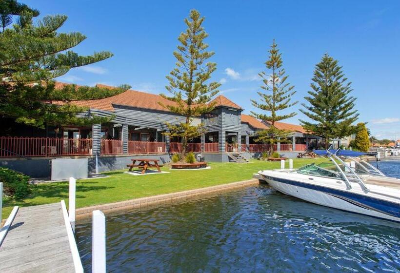 장애인을 위한 스탠다드 룸, Mariners Cove At Paynesville
